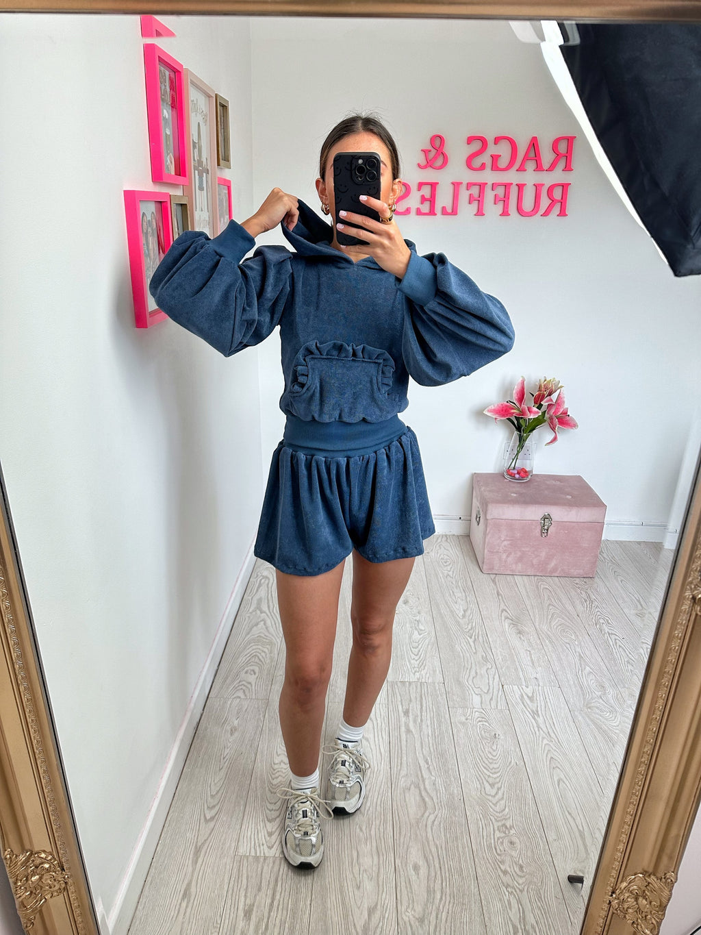 Sofia Suit with Shorts image 2